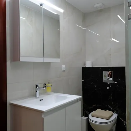 Апартаменты Blue House 2 *