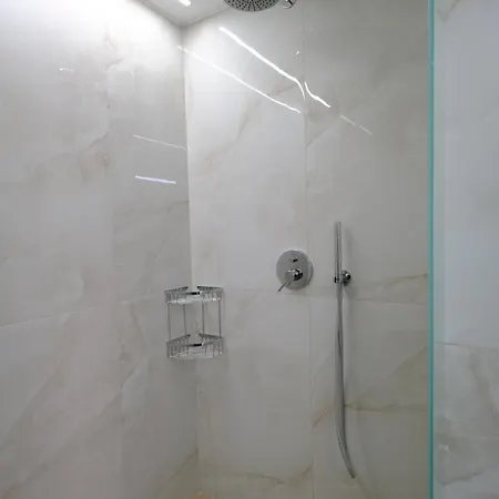 아파트 Blue House 2 *