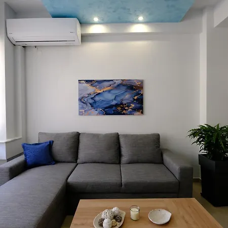 Blue House 2 *