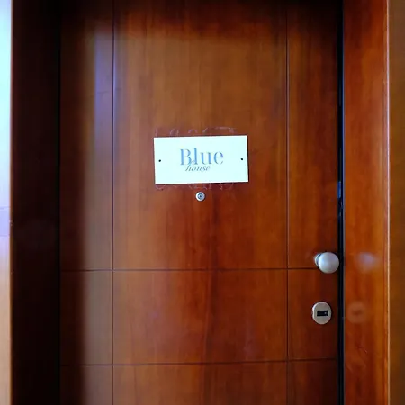 شقة Blue House 2 دراما